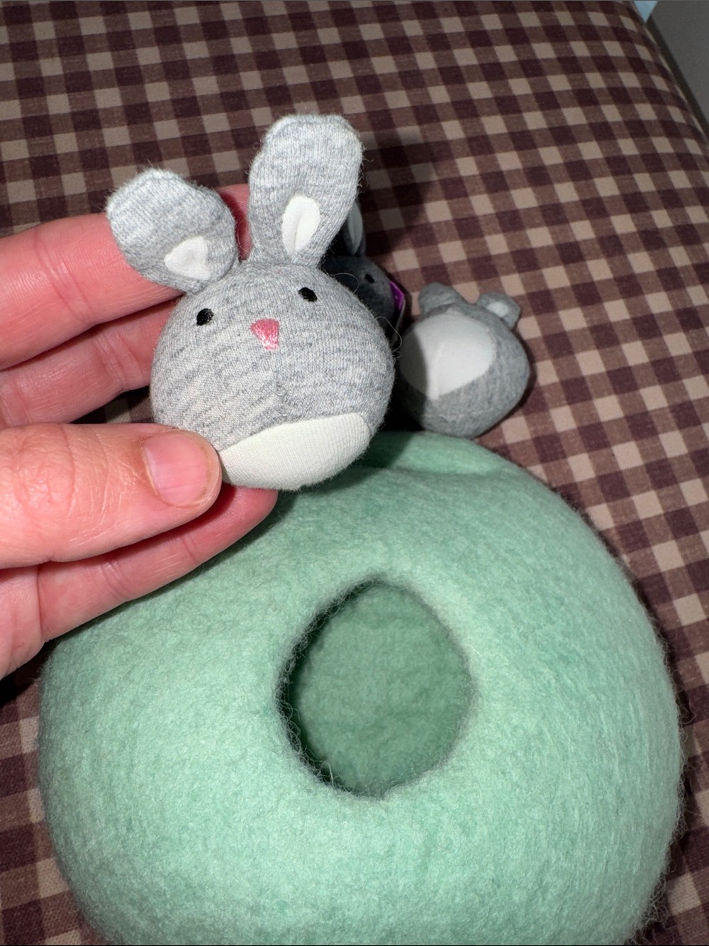 LOVEVERY Soft Felt Mint Green Donut Plush Pet Hideaway with Gray Bunny Toys - Picture 2 of 5
